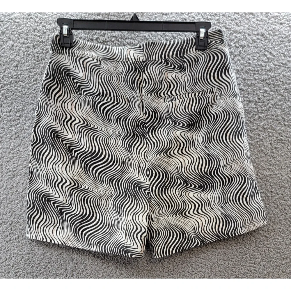 Barbour Romy Linen Blend Shorts Women's 8 Monochrome Zip Fly Hook & Bar Closure